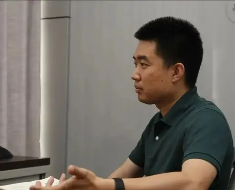 销量暴跌40%！李想遭双重打击，理想好日子到头了